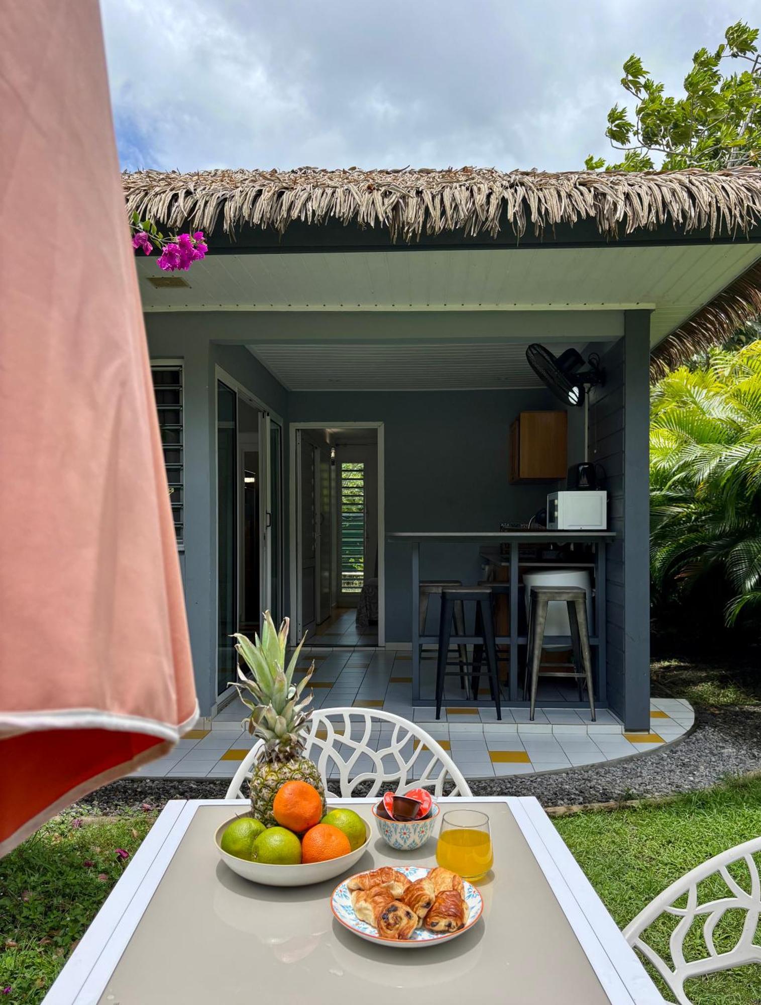 La Ruche De Maia - Blue Dream Beach - Piscine - Jardin - Plage Grand-Bourg  Exteriör bild